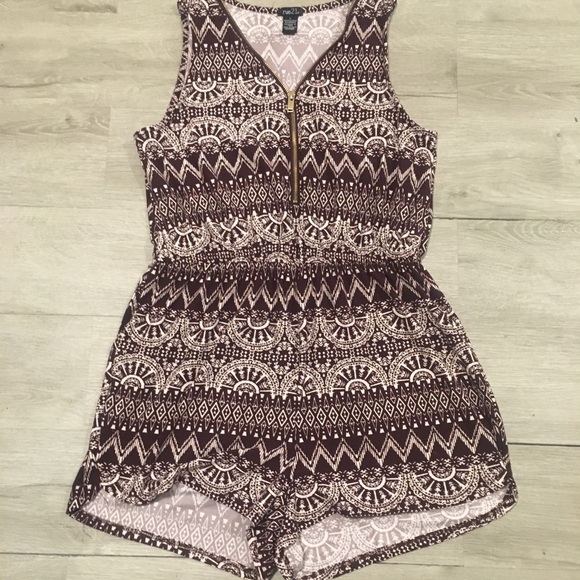 Rue21 Pants - 3/$30 Sale Rue 21” Burgundy Romper